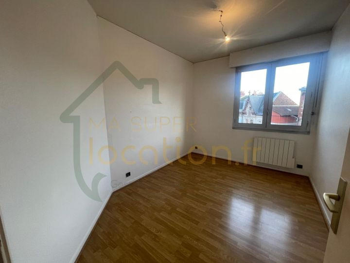 Appartement - 81 m² - 5 pièces