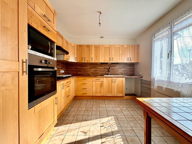 Maison - 100 m² - 5 pièces