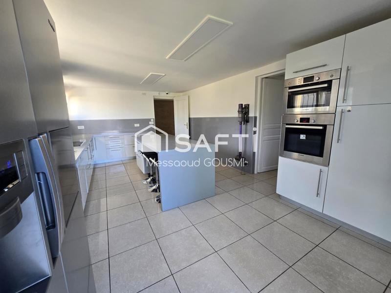 Villa - 168 m² - 5 pièces