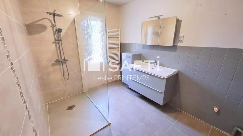 Maison - 187 m² - 11 pièces