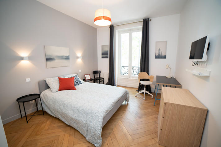 Appartement - 14 m² - 6 pièces