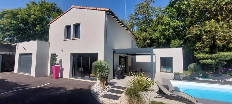 Maison - 147 m² - 4 pièces