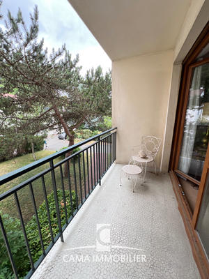 Appartement - 139 m² - 6 pièces