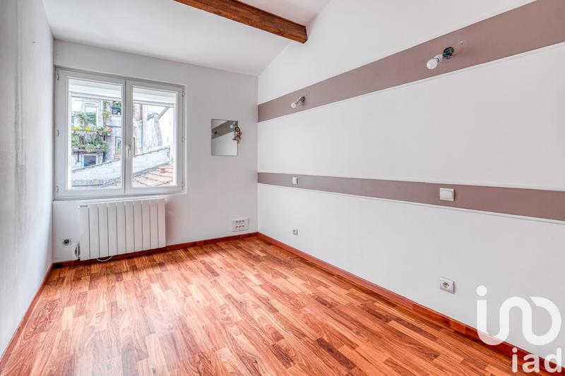 Appartement - 104 m² - 5 pièces