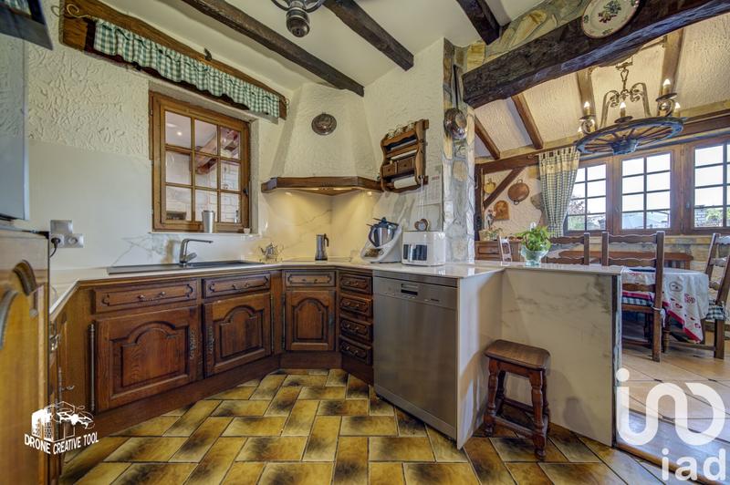 Maison - 251 m² - 8 pièces