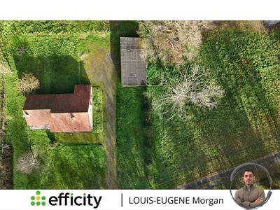 Maison - 99 m² - 5 pièces