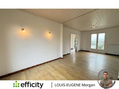 Maison - 87 m² - 5 pièces