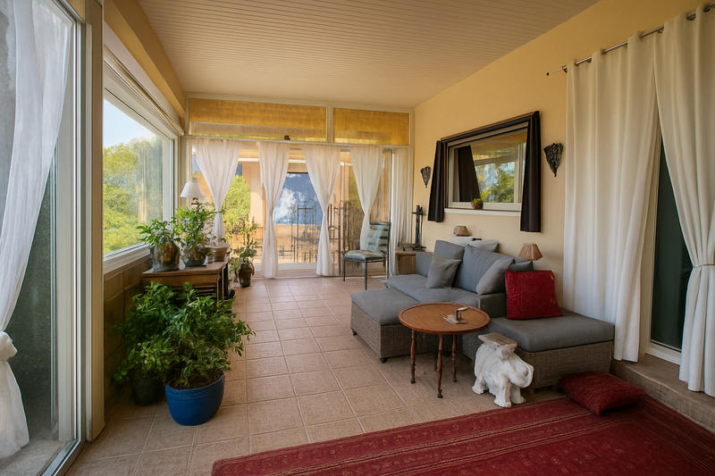 Maison - 283 m² - 7 pièces