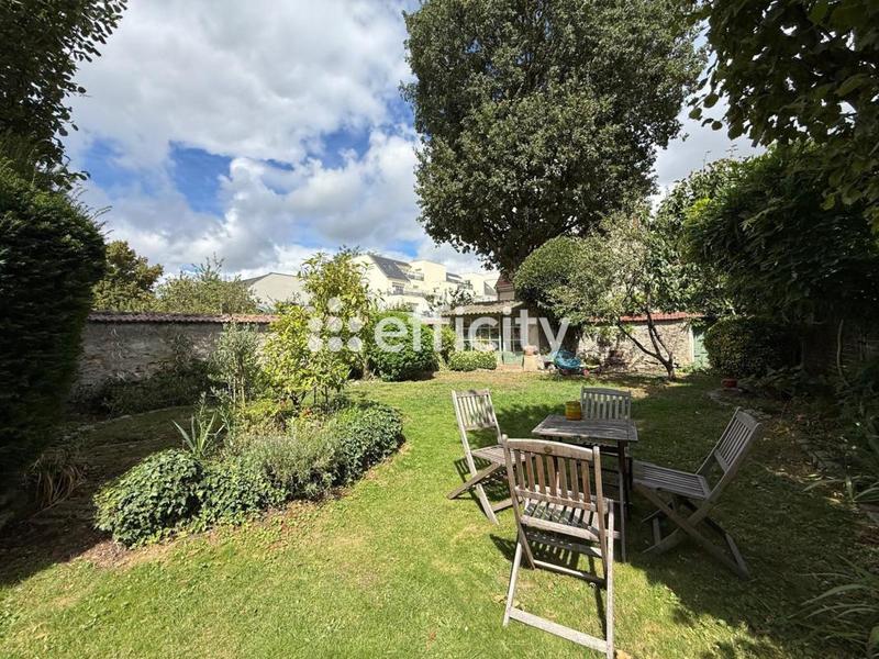 Maison - 130 m² - 7 pièces