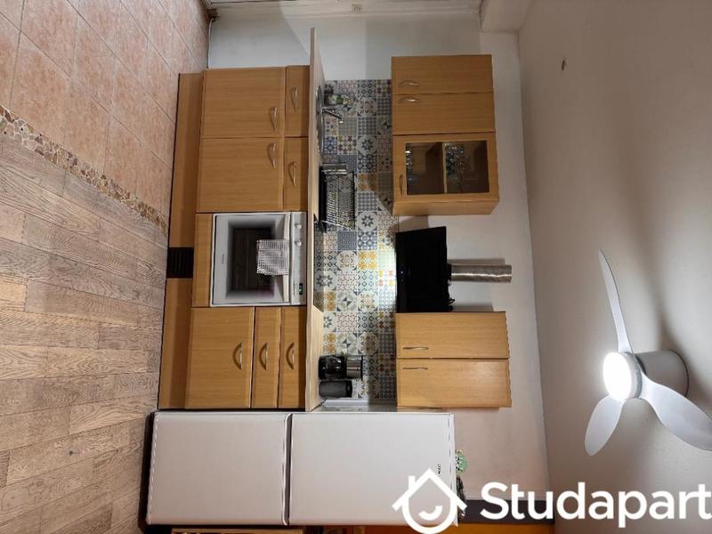 Chambre - 10 m² - 1 pièce