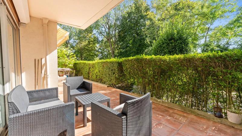 Appartement - 127 m² - 6 pièces