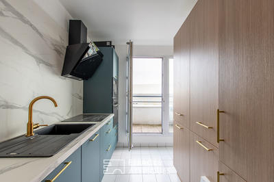 Appartement - 92 m² - 4 pièces