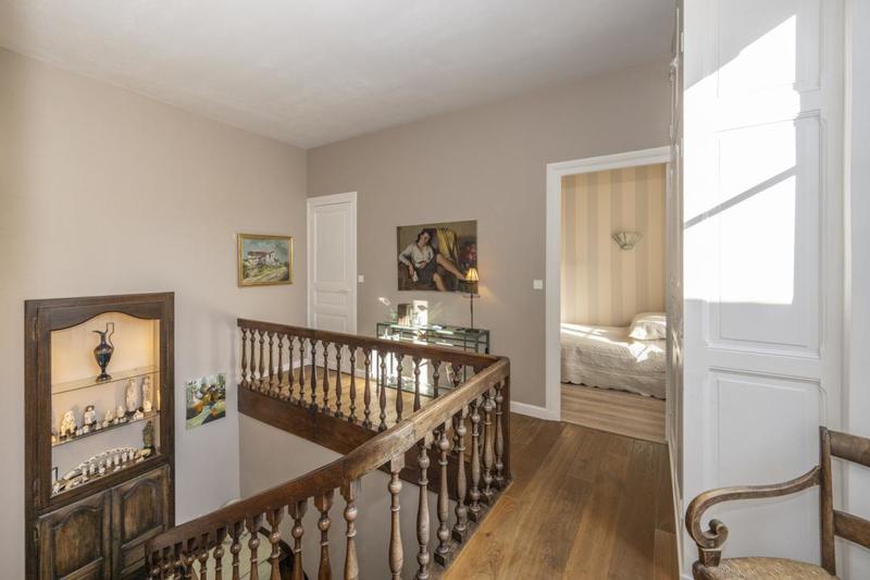 Hôtel particulier - 338 m² - 11 pièces