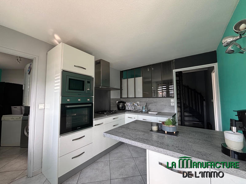 Duplex - 111 m² - 5 pièces