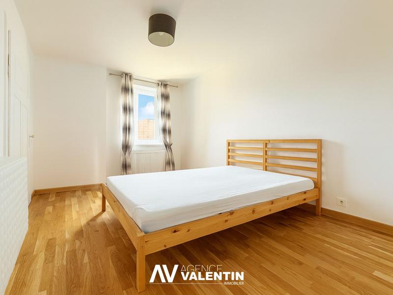 Appartement - 75 m² - 3 pièces