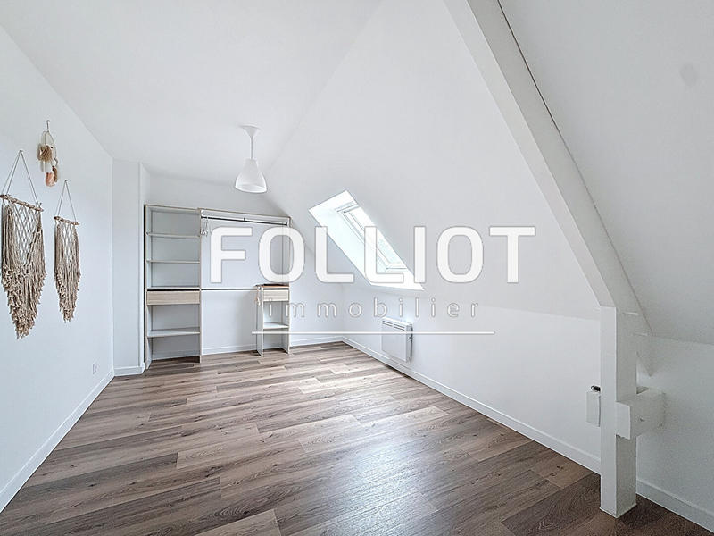 Maison - 94 m² - 5 pièces