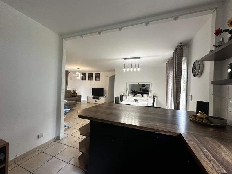 Pavillon - 86 m² - 4 pièces