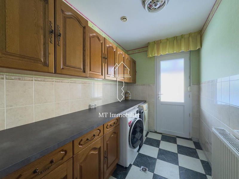 Maison - 257 m² - 10 pièces