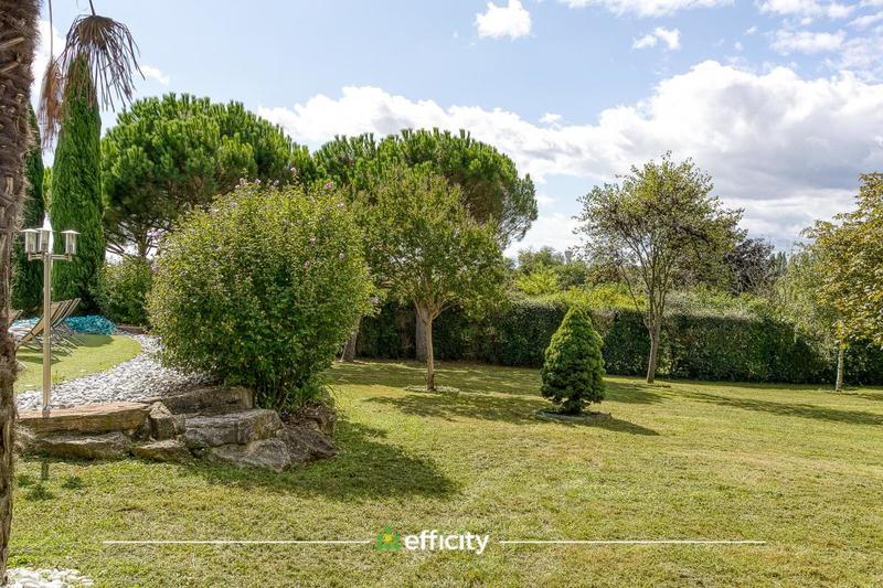 Maison d'architecte - 300 m² - 10 pièces