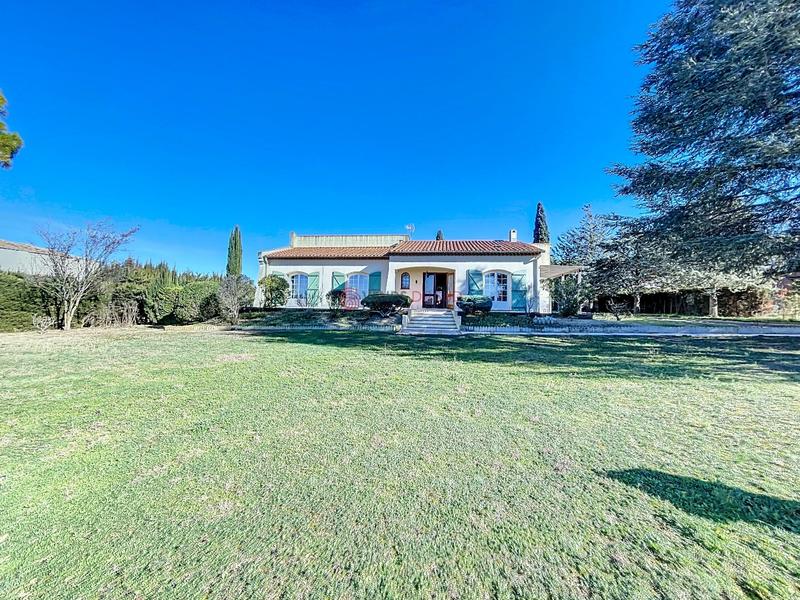 Maison - 185 m² - 5 pièces