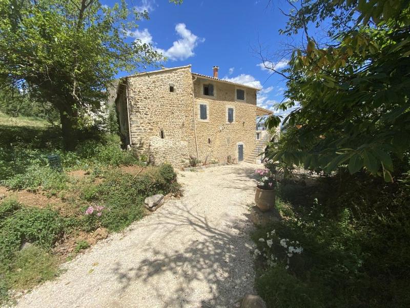 Maison - 86 m² - 5 pièces