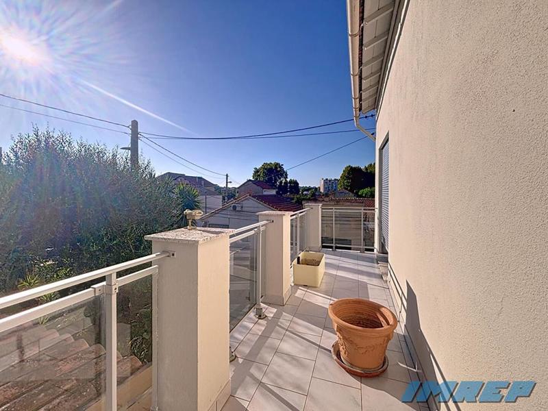 Maison - 188 m² - 5 pièces