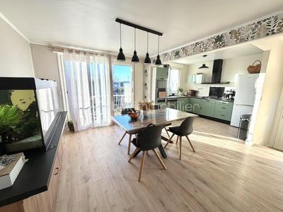 Maison - 100 m² - 6 pièces