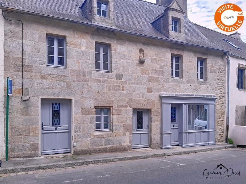 Maison - 260 m² - 8 pièces