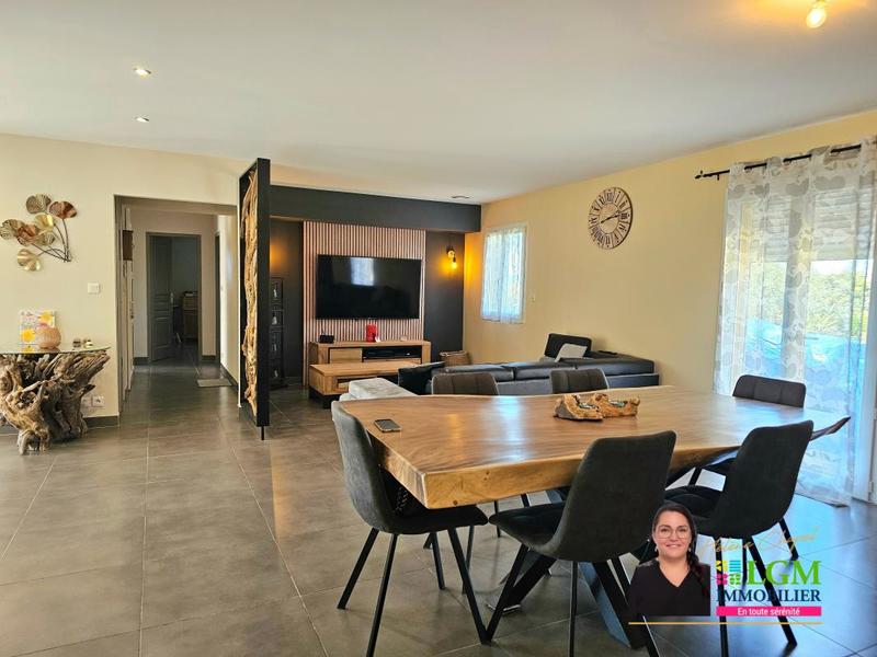 Maison - 141 m² - 5 pièces