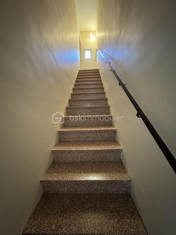 Demeure - 248 m² - 8 pièces