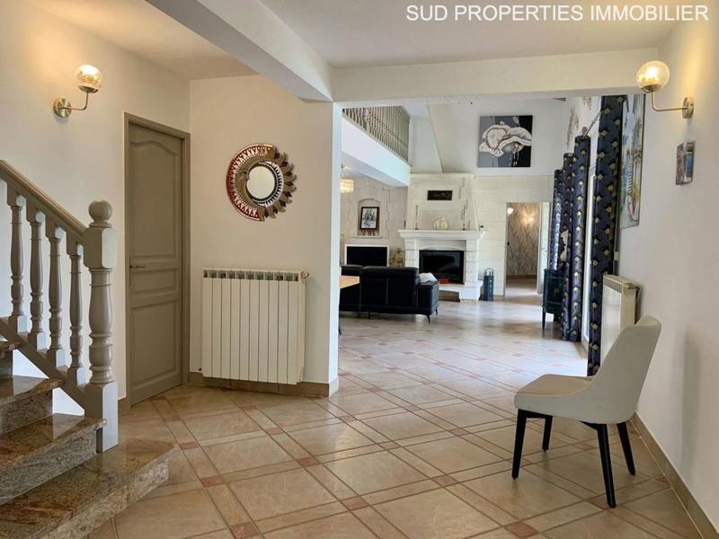 Villa - 297 m² - 7 pièces