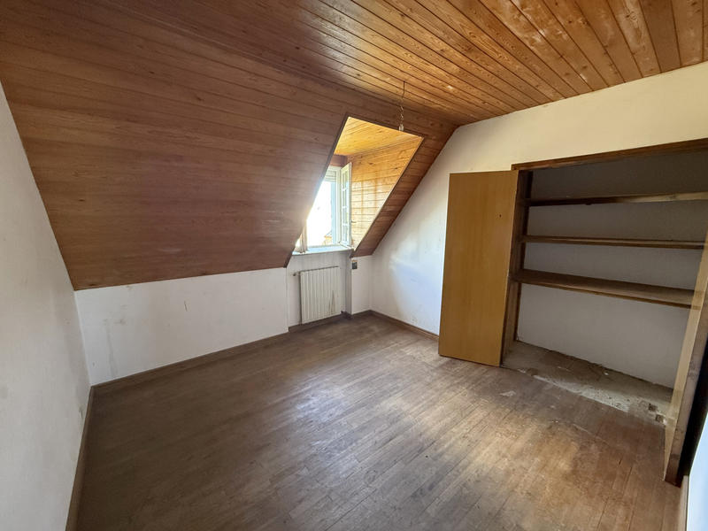 Maison - 264 m² - 15 pièces