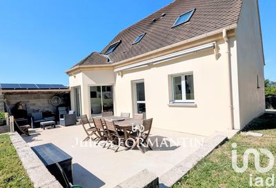 Maison - 136 m² - 6 pièces