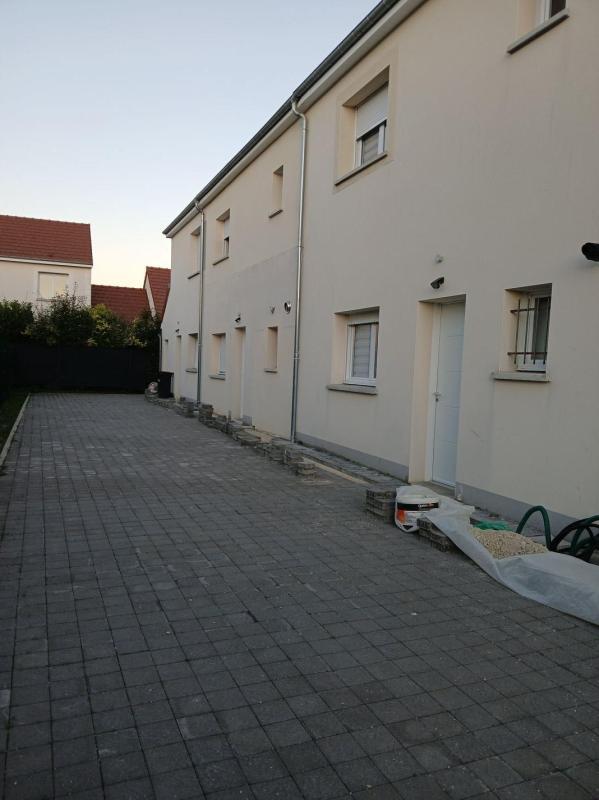 Maison - 70 m² - 4 pièces