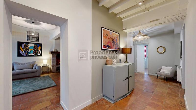 Maison - 280 m² - 7 pièces