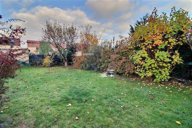 Maison - 93 m² - 5 pièces