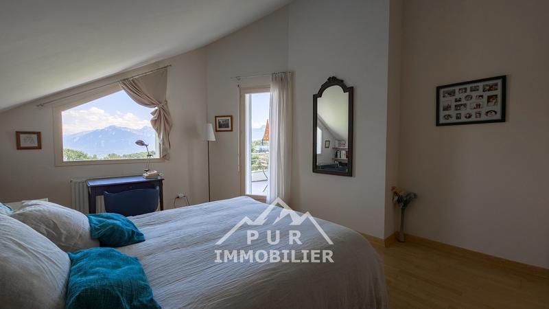 Maison - 206 m² - 6 pièces