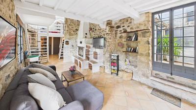 Maison - 110 m² - 7 pièces