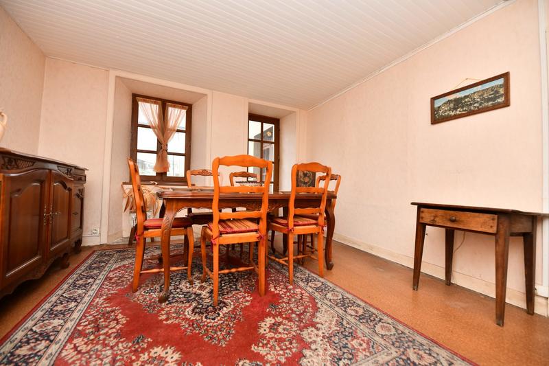 Maison - 93 m² - 5 pièces