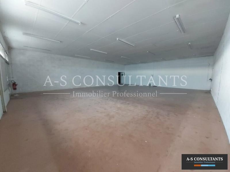 Local commercial - 368 m²