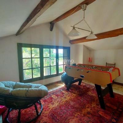 Maison - 190 m² - 5 pièces