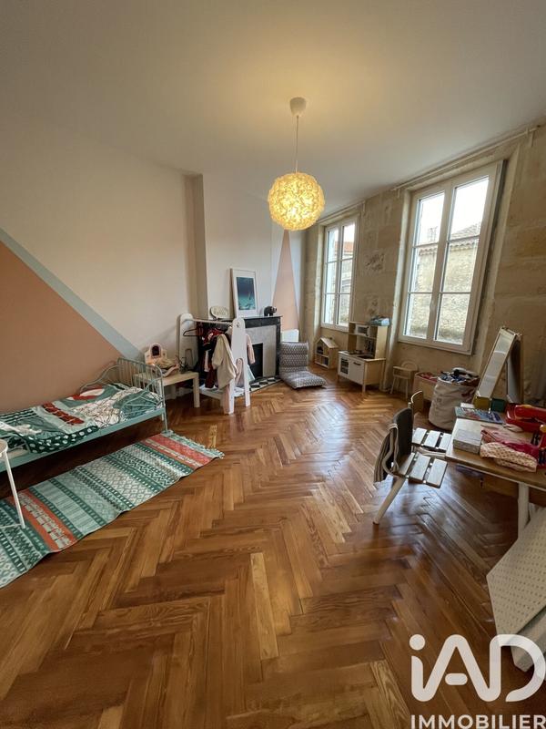 Maison - 320 m² - 10 pièces