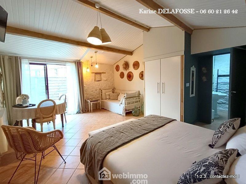 Maison de village - 349 m² - 13 pièces