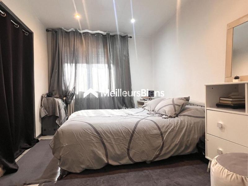 Maison - 171 m² - 8 pièces