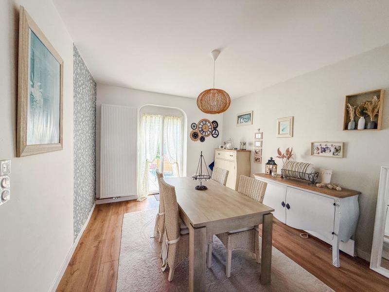 Maison - 175 m² - 8 pièces