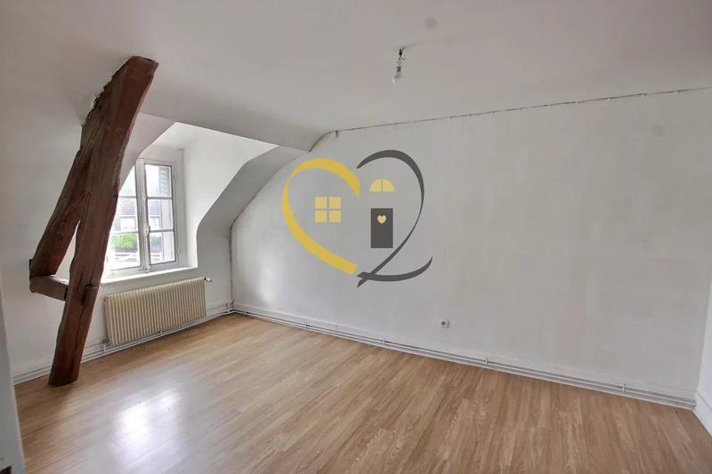 Maison - 250 m² - 13 pièces