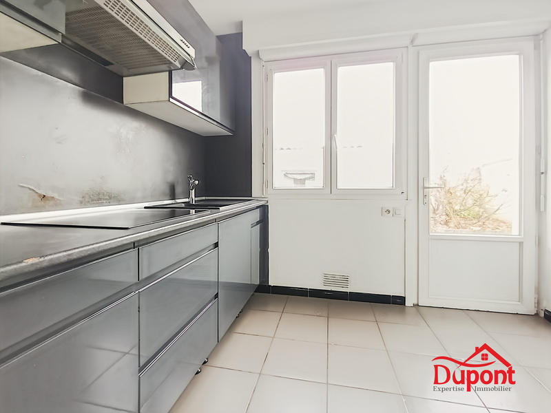 Maison - 92 m² - 5 pièces