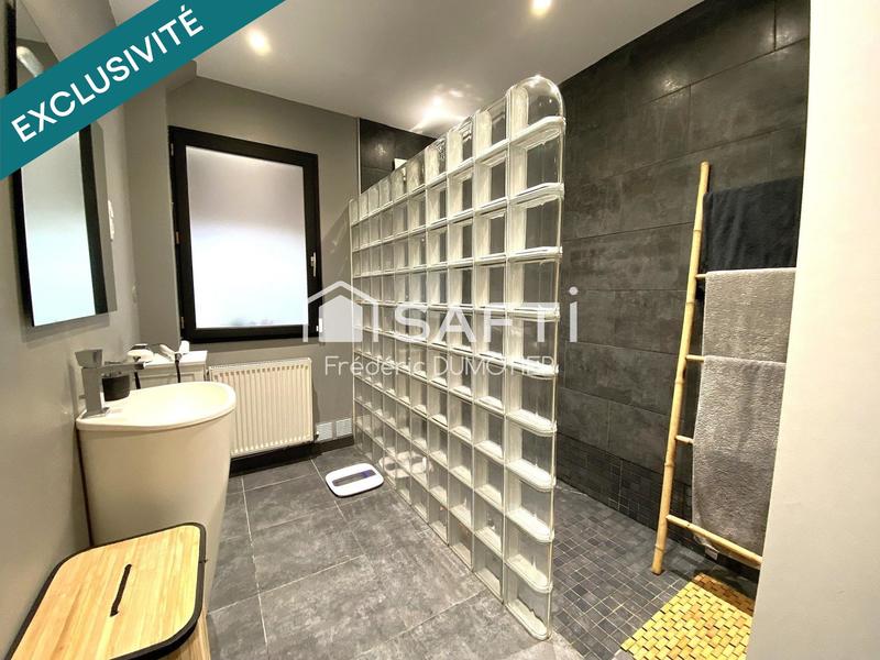 Maison - 162 m² - 7 pièces