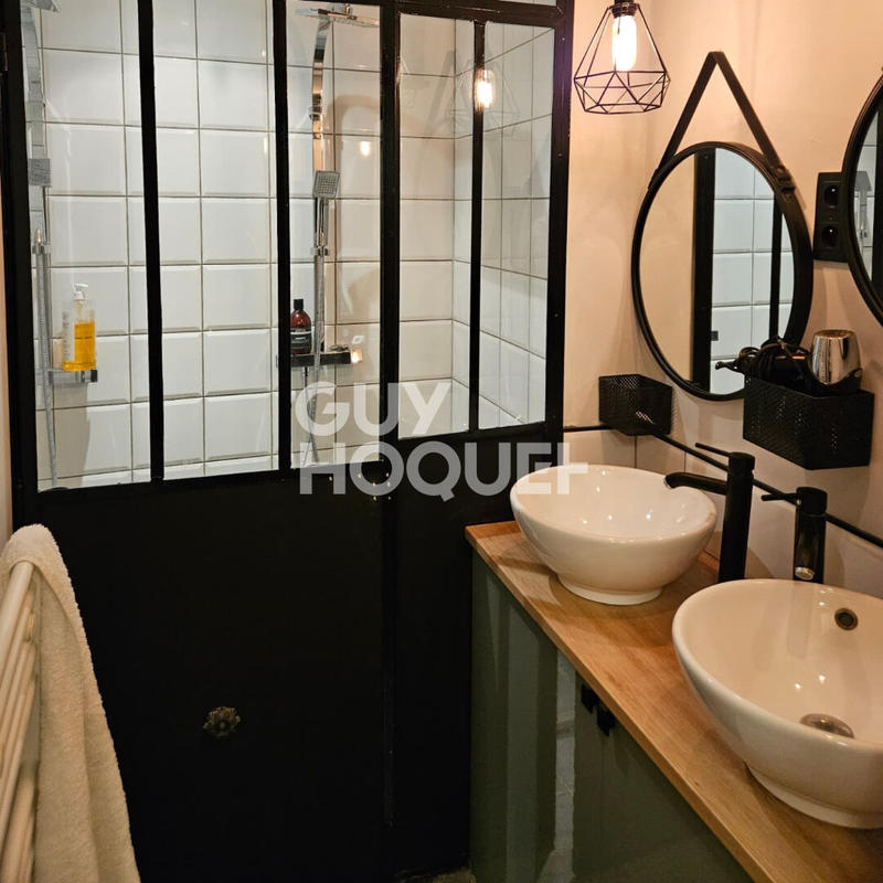 Maison bourgeoise - 265 m² - 10 pièces