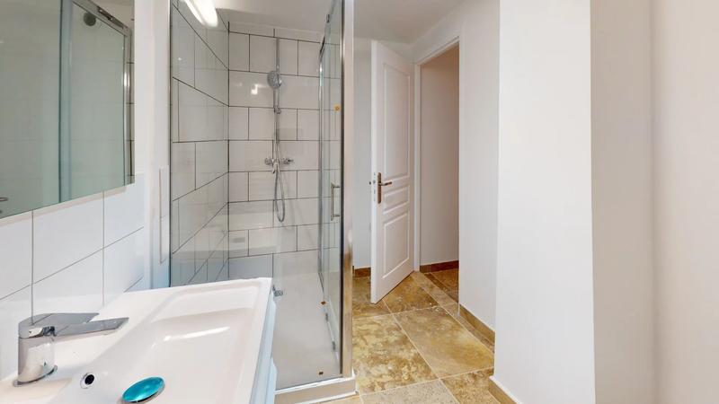 Appartement - 90 m² - 3 pièces